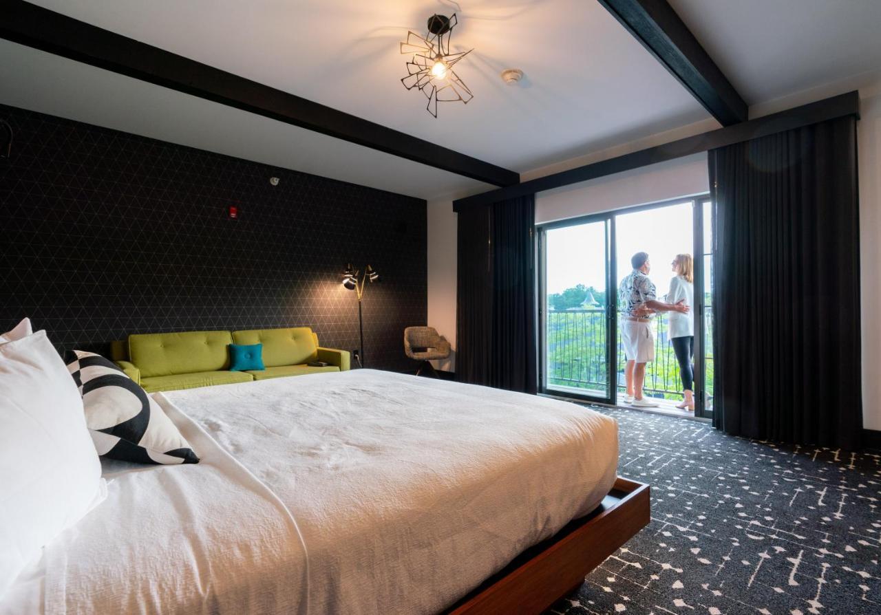 Hotel The Earl In Charlevoix Exteriér fotografie